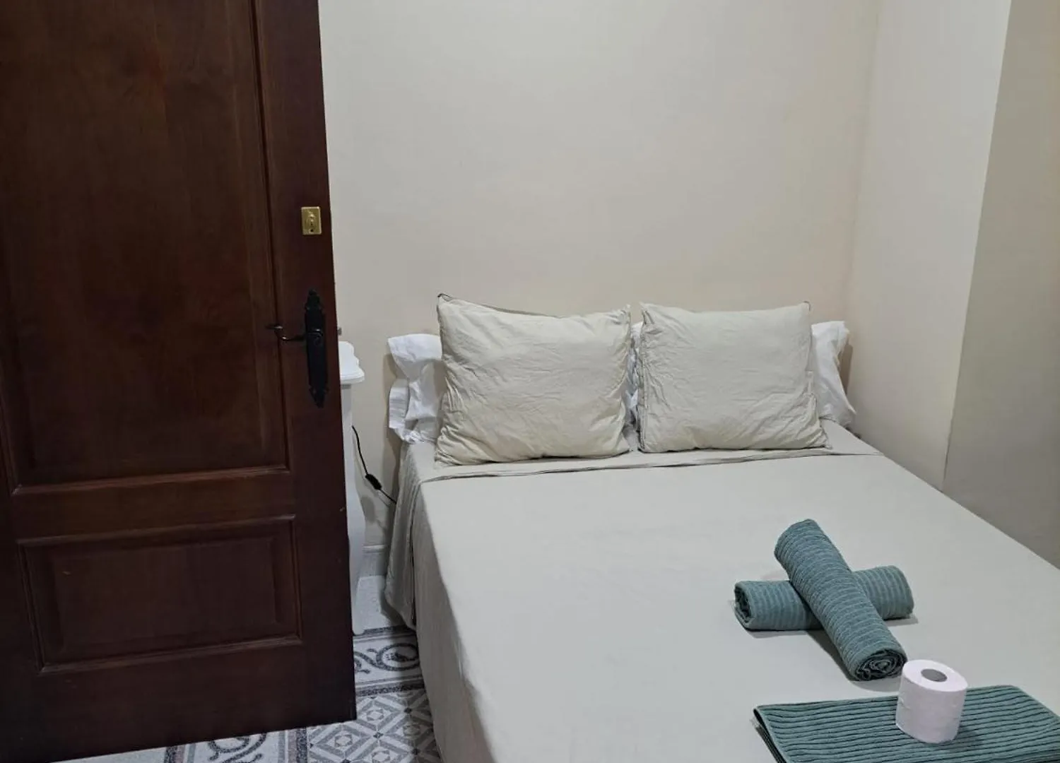 Habitaciones La Flamenka Ronda Homestay